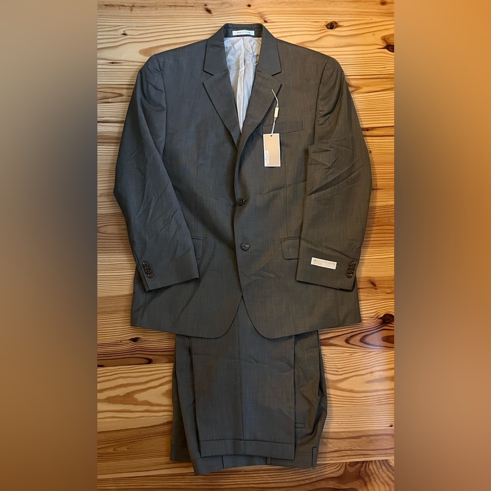 Michael Kors 2 Piece Tan Suit 42R Jacket 35” Waist Brand New With Tags $350 MSRP